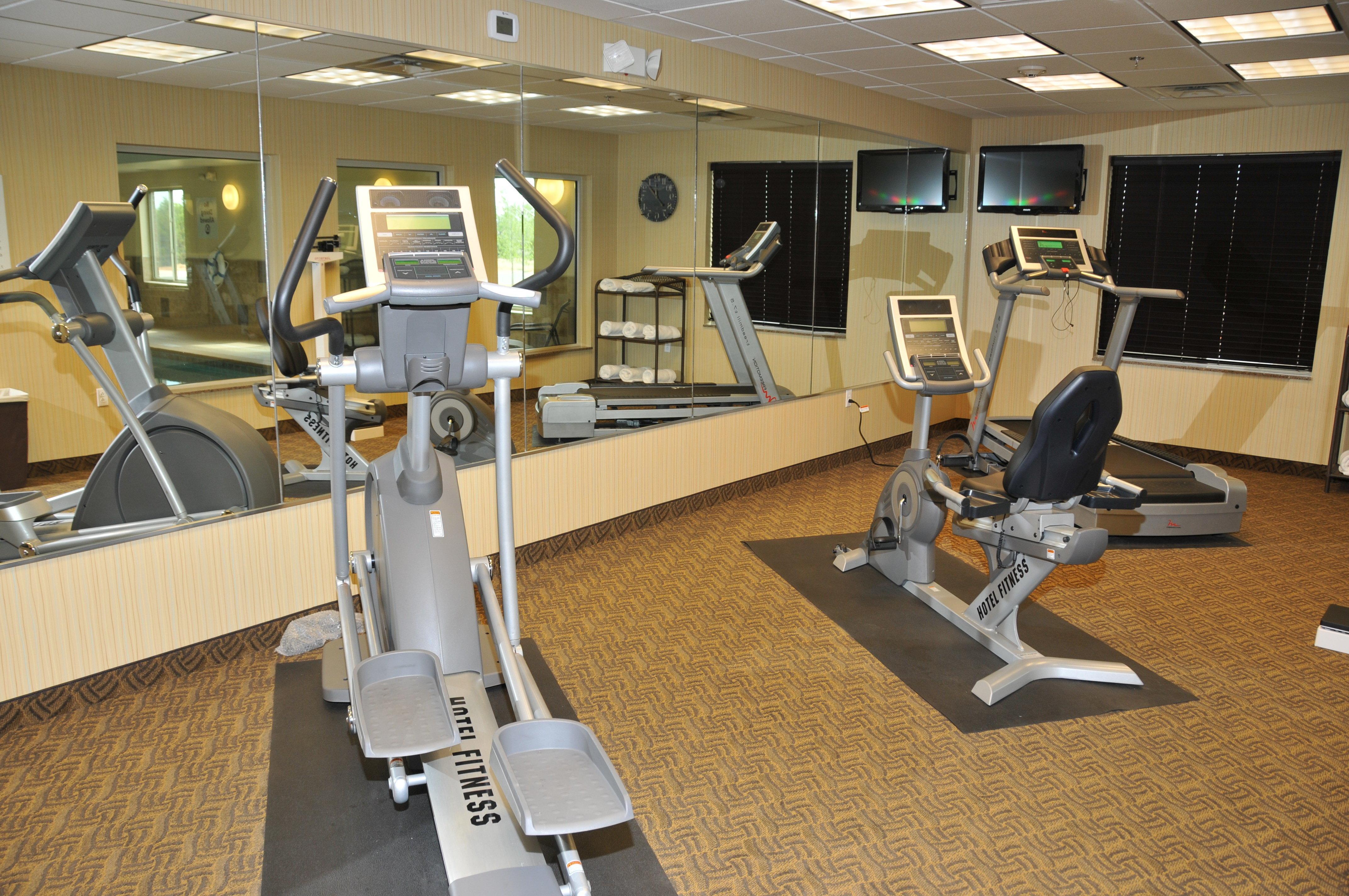 Holiday Inn Express & Suites Clinton By Ihg Удобства фото